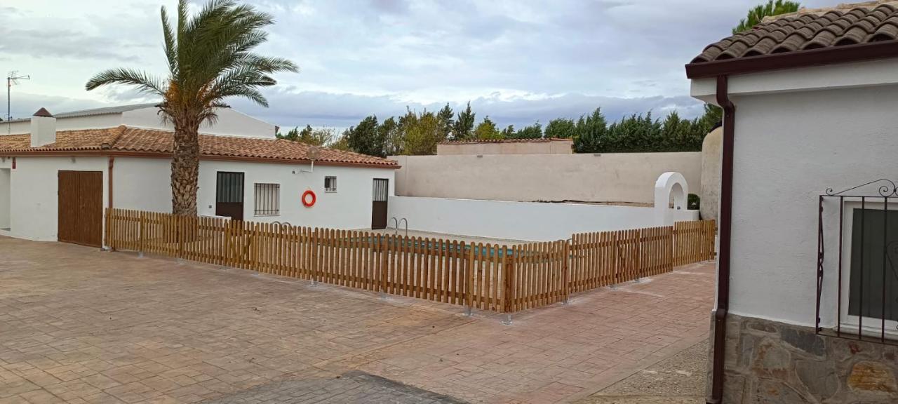 Villa Tres Hermanas By Toledo Ap Albarreal de Tajo